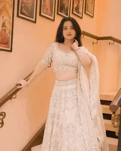 Escort Service In Khar